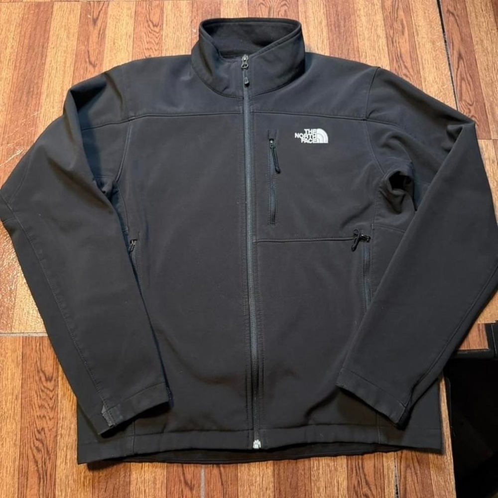 The North Face Black Apex TNF Shell Wind Jacket Small